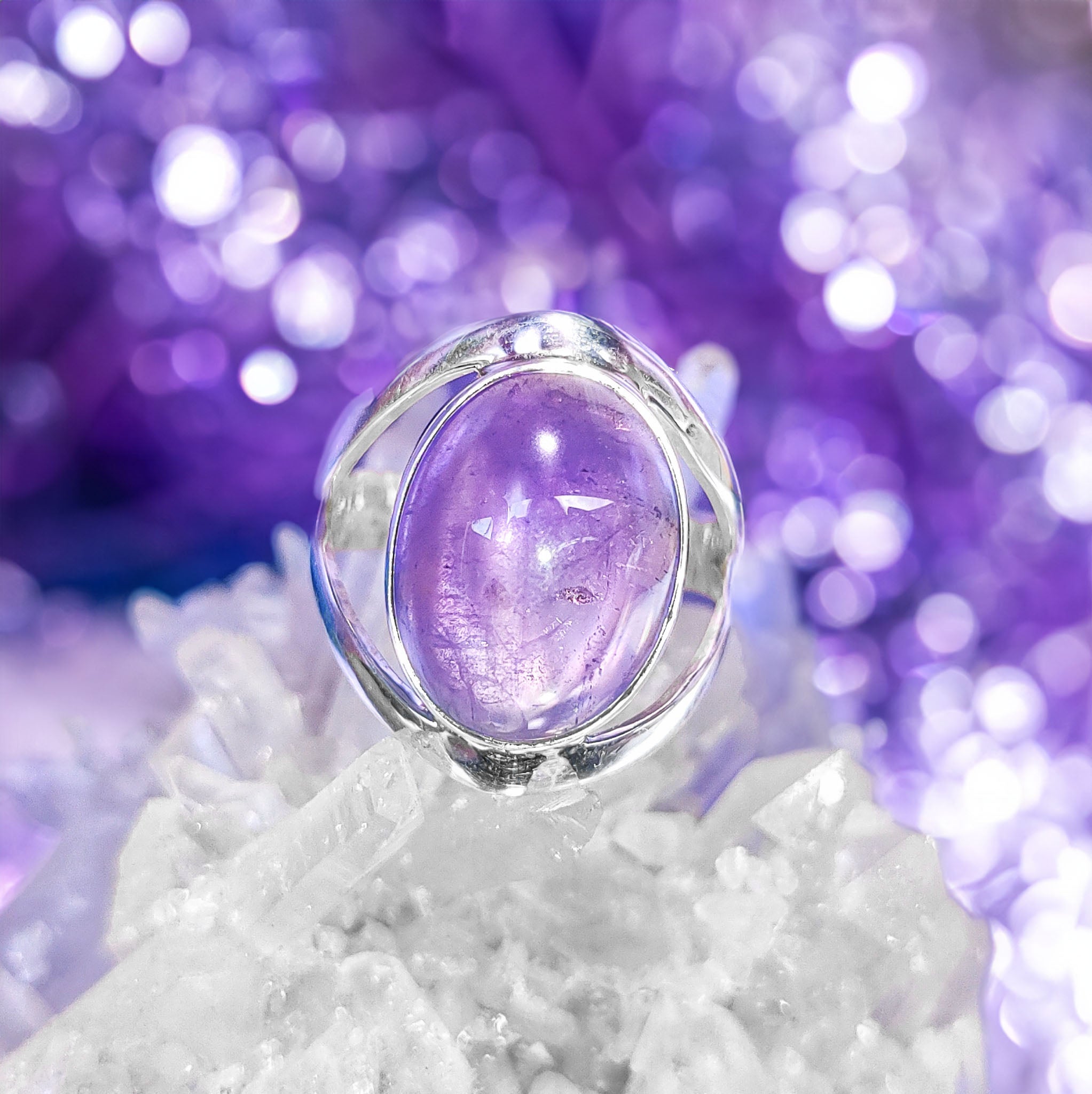 Elegant Oval Amethyst Cabochon Sterling Silver Ring